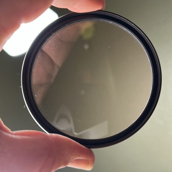 TIFFEN 82mm Outdoor Lens Filter Kit - Picture 7 of 9